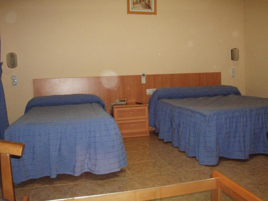 Hotel Los Hermanos Ocaña Quarto foto